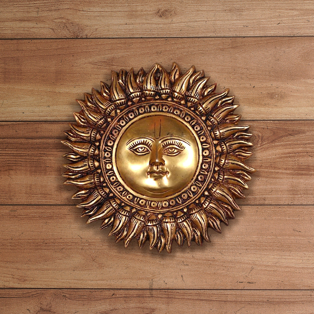 WALL HANGING BRASS SUN FACE HEIGHT 9 INCH